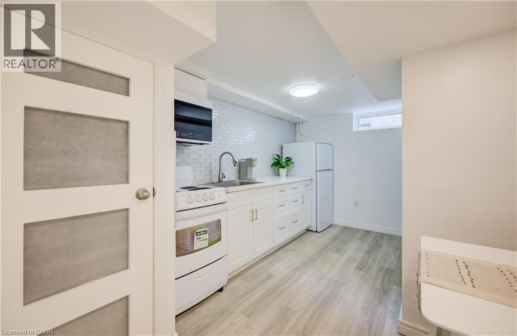 152 Clark Avenue, Kitchener, ON - Indoor