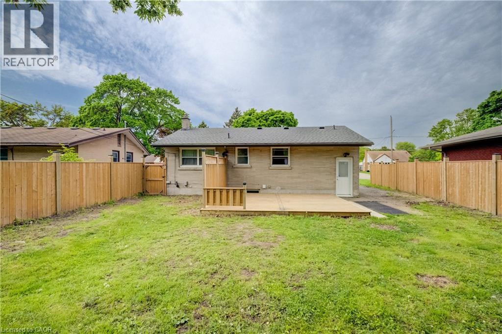 152 Clark Avenue, Kitchener, ON - Outdoor