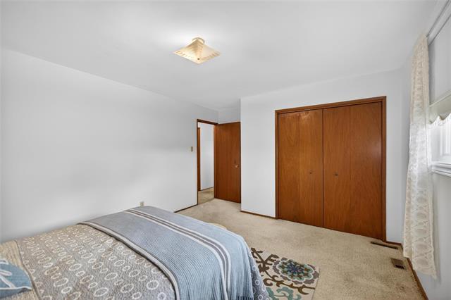 50 Inglis St, Winnipeg, MB