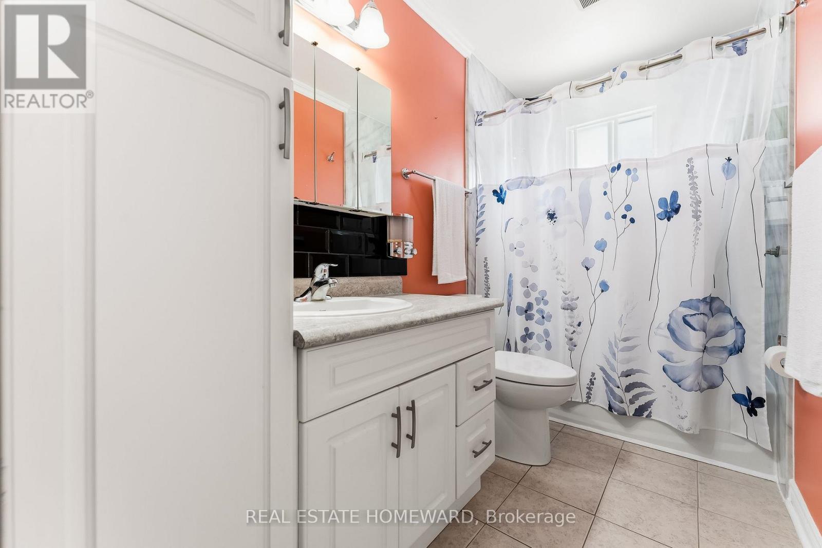 10 Cory Crescent, Quinte West, ON
