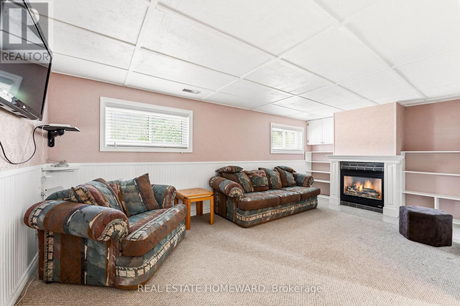 10 Cory Crescent, Quinte West, ON