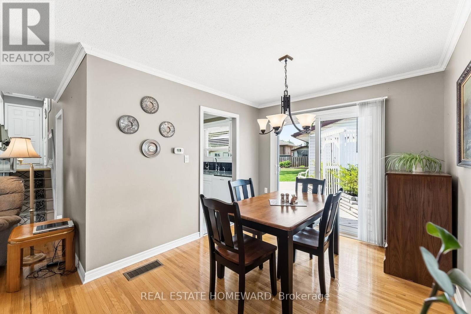 10 Cory Crescent, Quinte West, ON