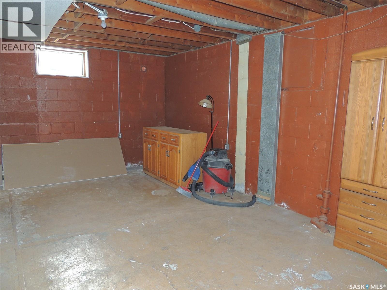 826 Albert Street, Estevan, SK