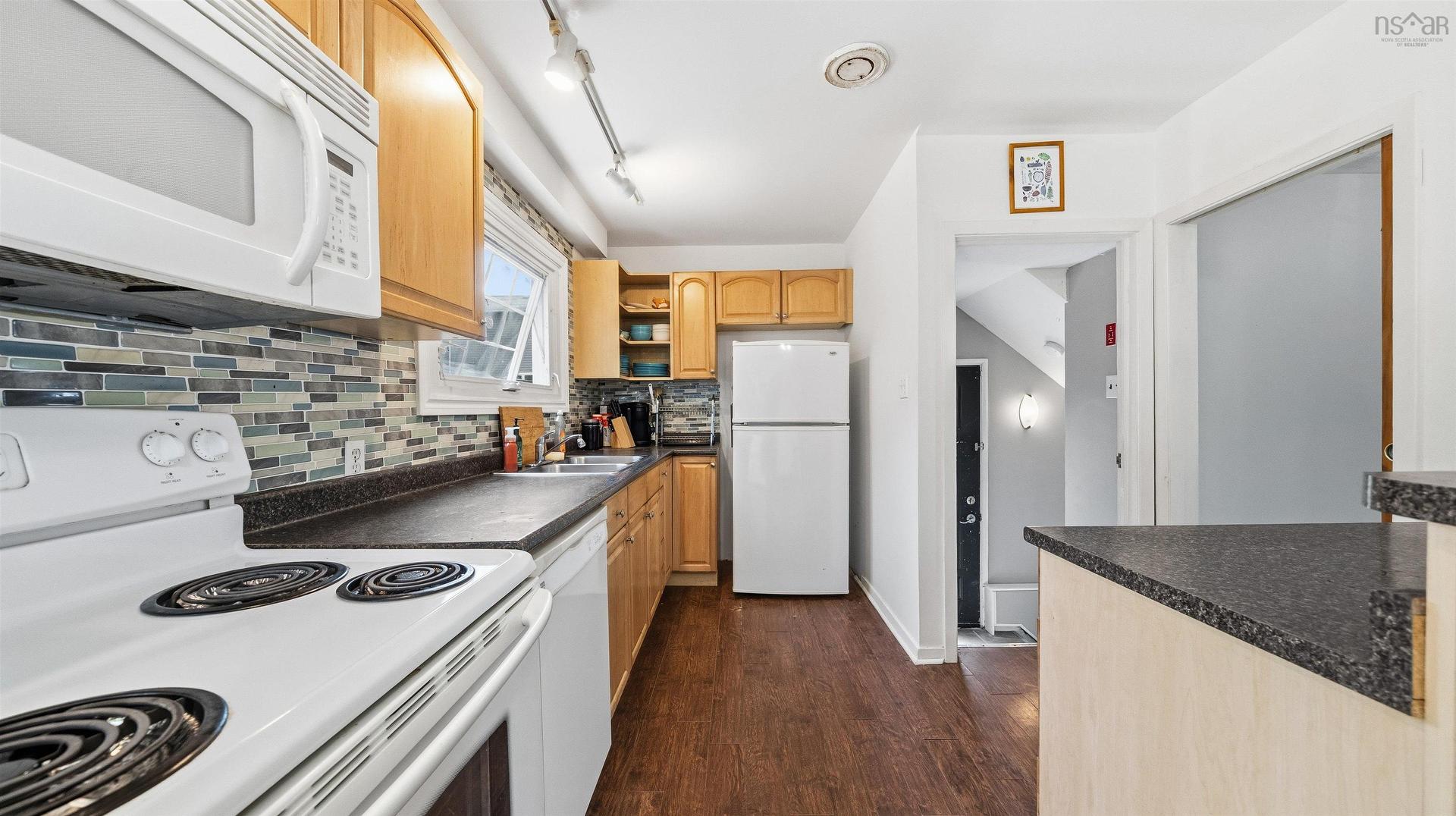 530 Spring Avenue, Dartmouth, NS