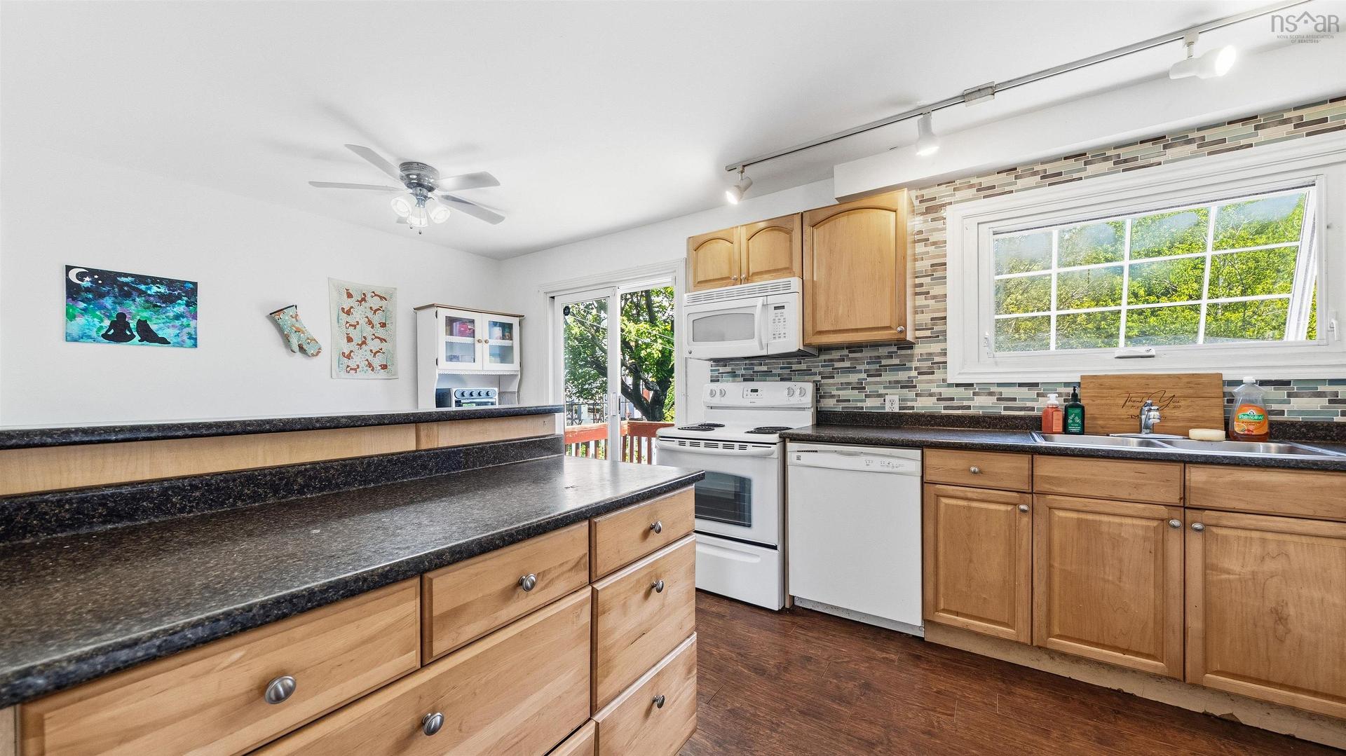 530 Spring Avenue, Dartmouth, NS