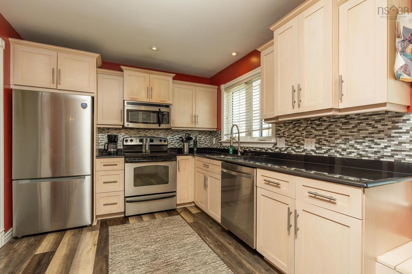 556 Brunswick Street, Yarmouth, NS