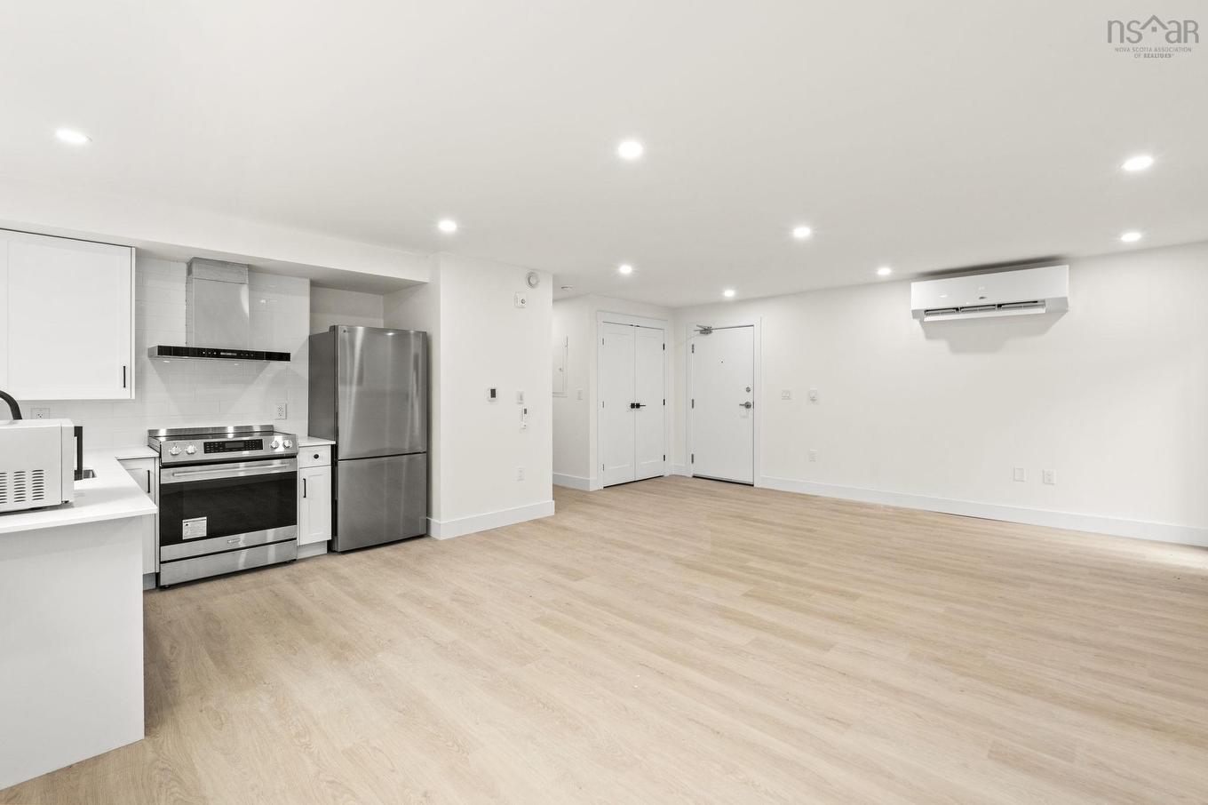 1 5698 Normandy Drive, Halifax, NS