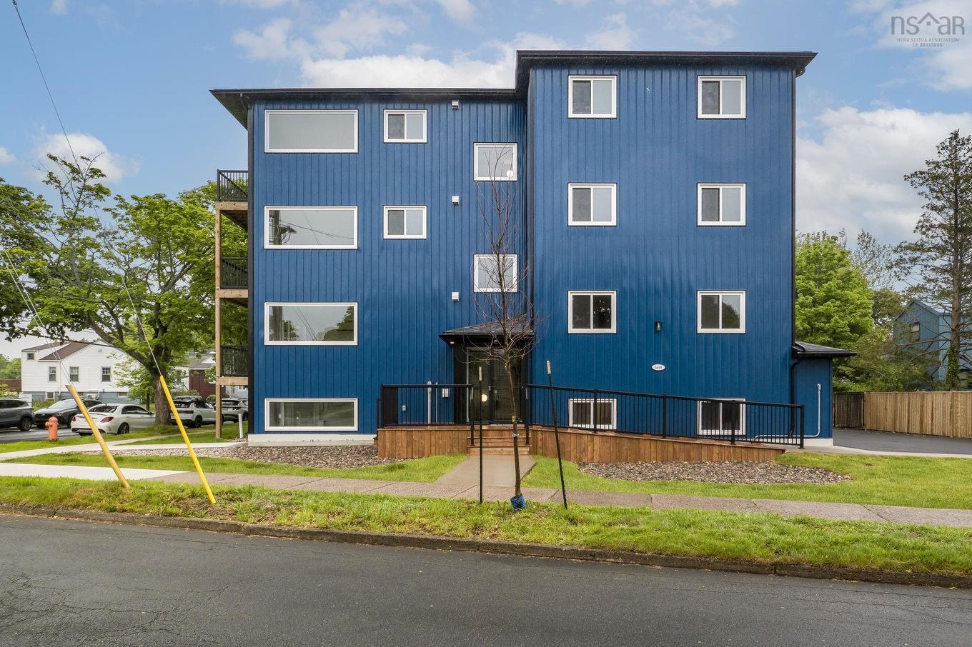 1 5698 Normandy Drive, Halifax, NS