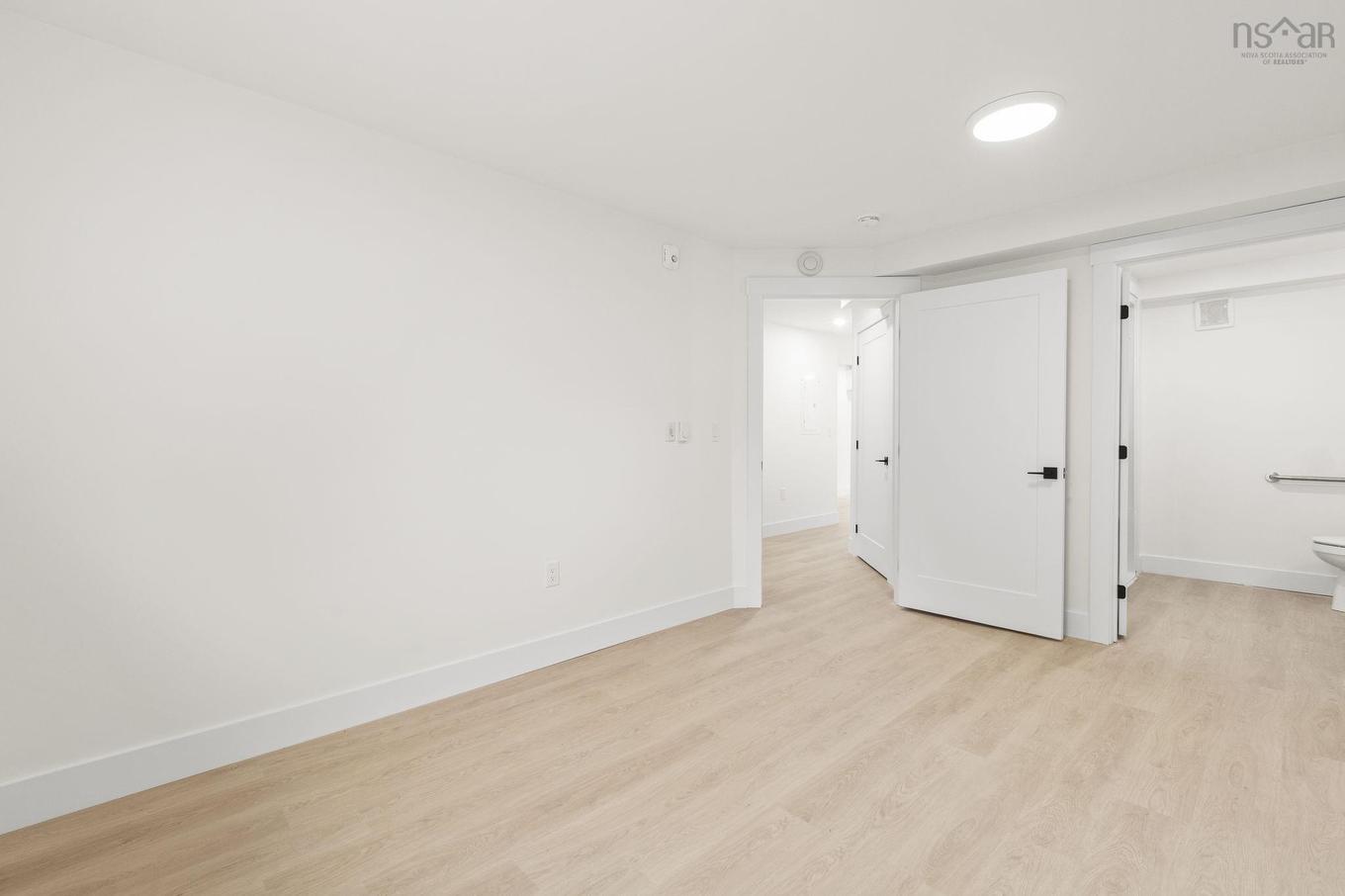 1 5698 Normandy Drive, Halifax, NS