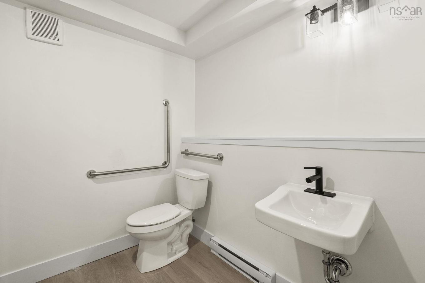 1 5698 Normandy Drive, Halifax, NS