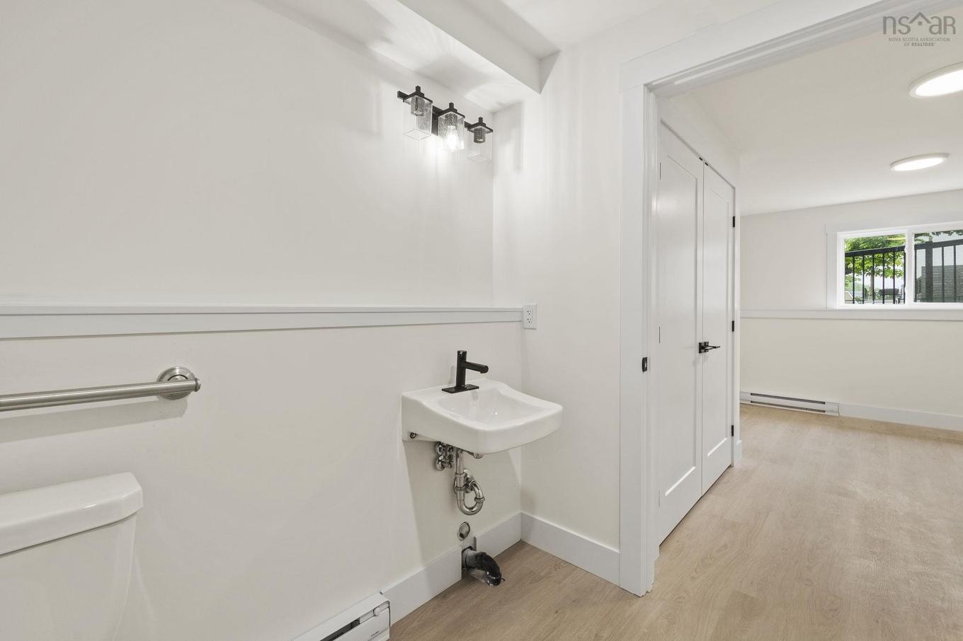 1 5698 Normandy Drive, Halifax, NS