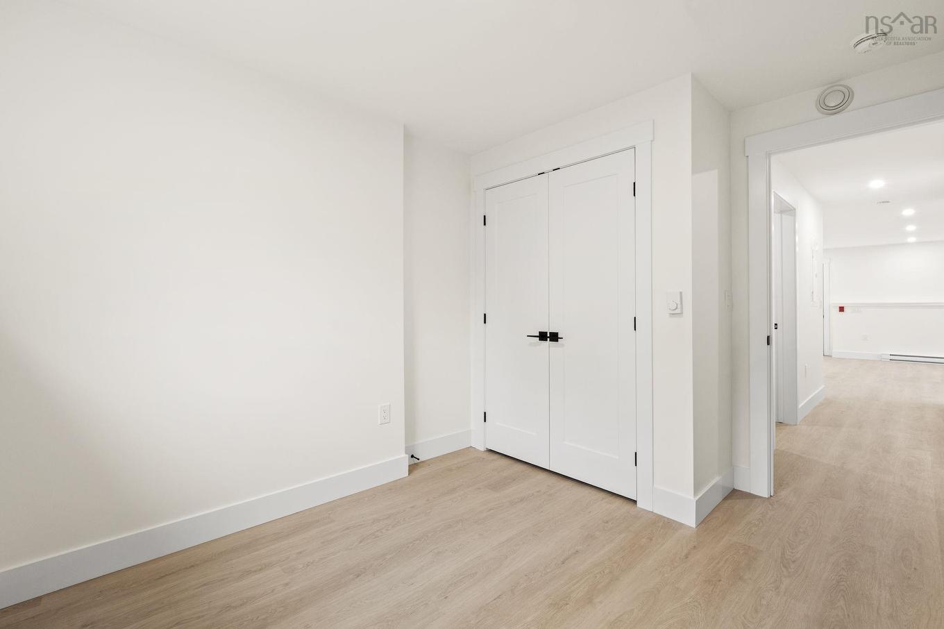 1 5698 Normandy Drive, Halifax, NS