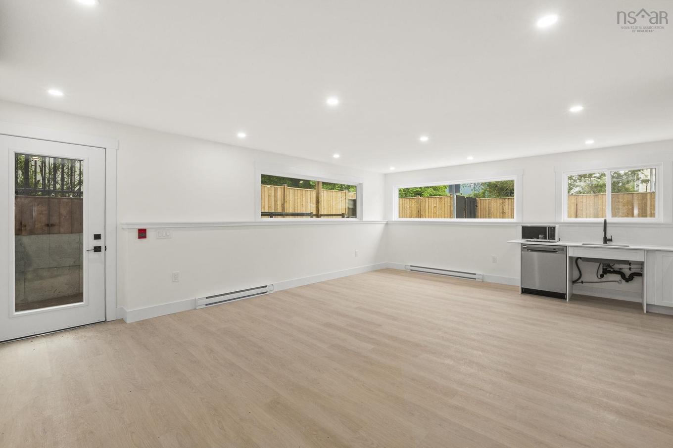 1 5698 Normandy Drive, Halifax, NS