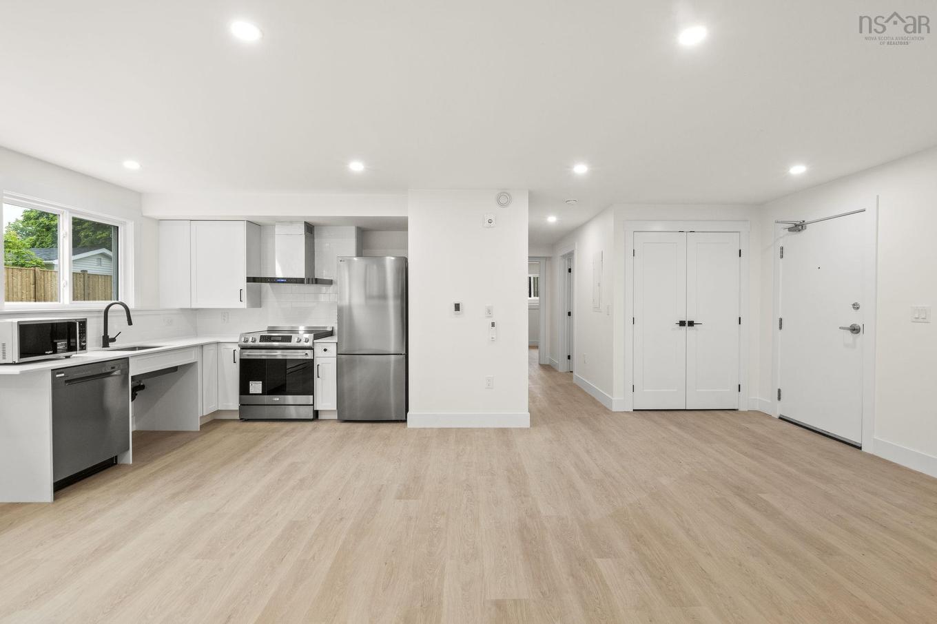 1 5698 Normandy Drive, Halifax, NS