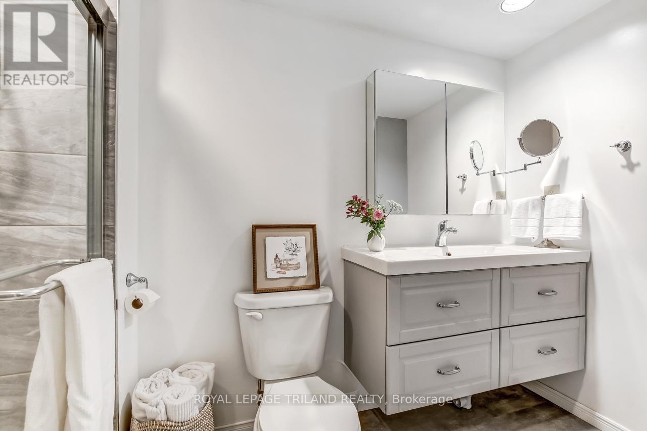 122 Manor Road, St. Thomas, ON