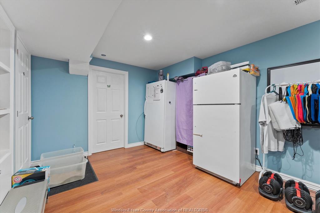 464 Oak, Windsor, ON