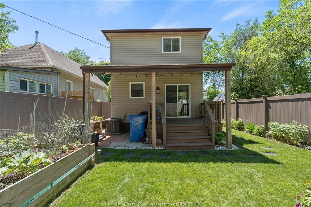 464 Oak, Windsor, ON