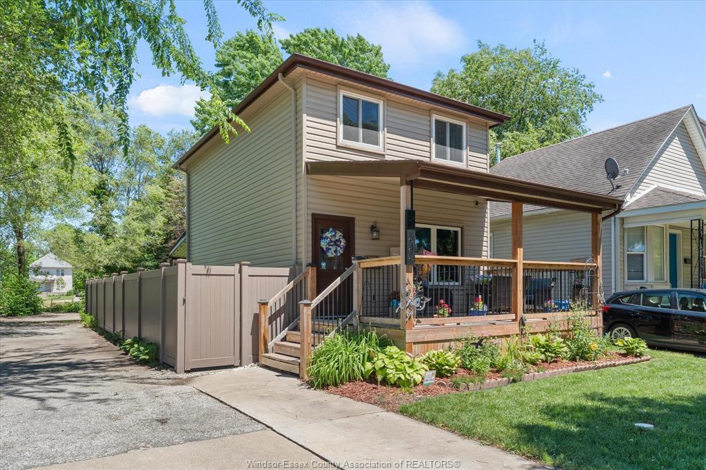 464 Oak, Windsor, ON