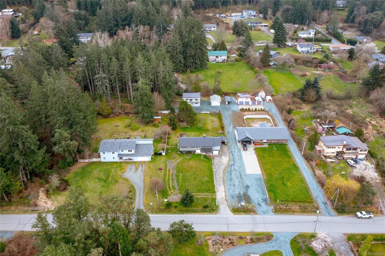 1476 Tatlo Rd, Crofton, BC