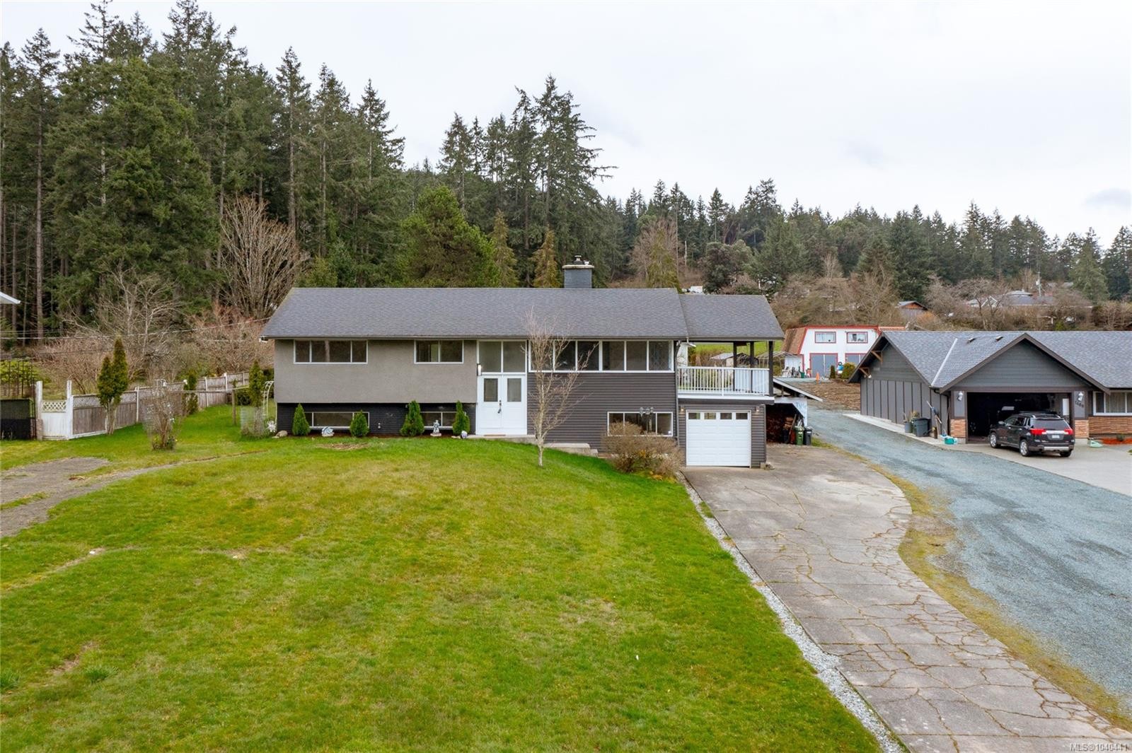 1476 Tatlo Rd, Crofton, BC