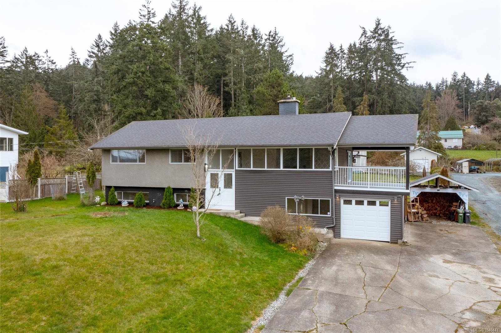 1476 Tatlo Rd, Crofton, BC