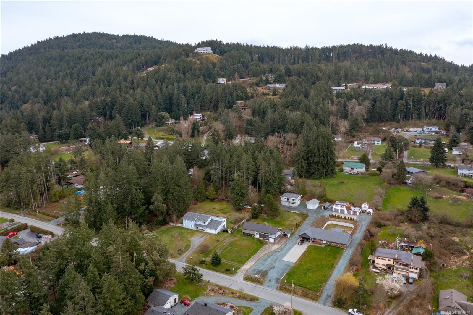 1476 Tatlo Rd, Crofton, BC