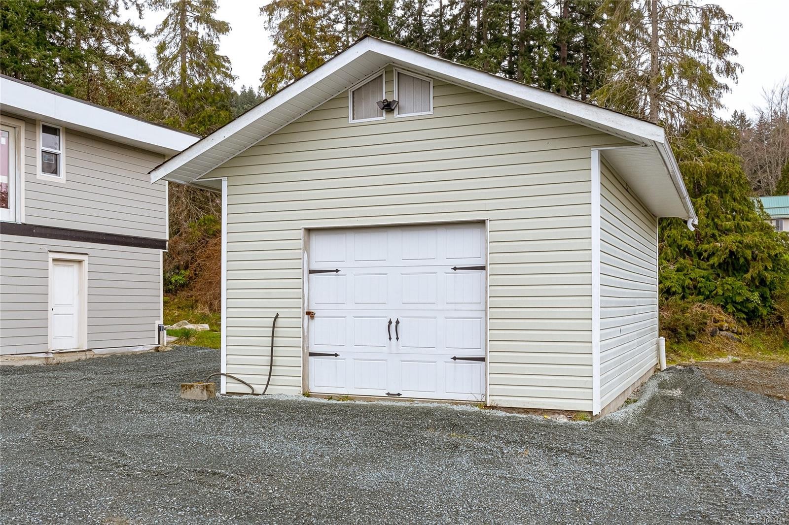 1476 Tatlo Rd, Crofton, BC