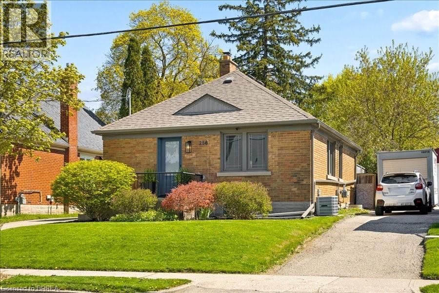 256 Bowman Street, Waterloo, ON