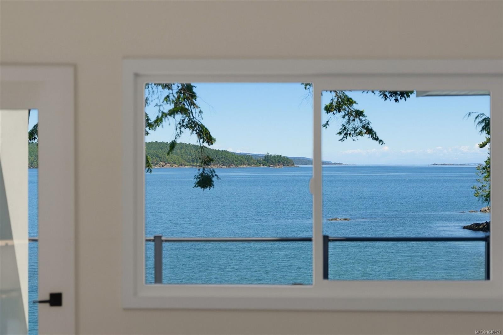 #16-2330 Harbour Rd, Sidney, BC