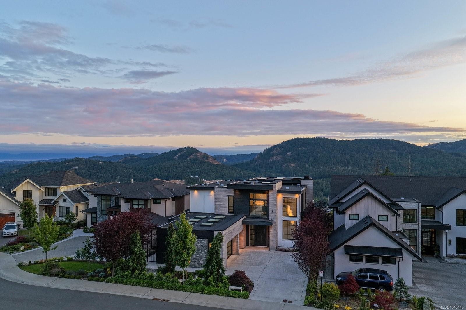 1424 Pinehurst Pl, Langford, BC