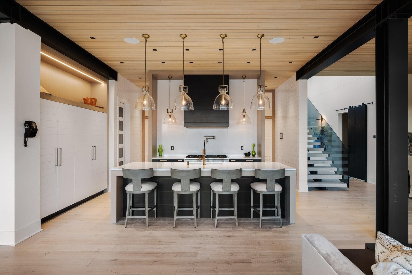 1424 Pinehurst Pl, Langford, BC