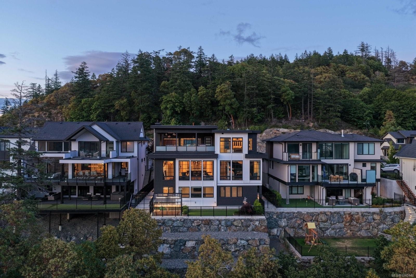 1424 Pinehurst Pl, Langford, BC