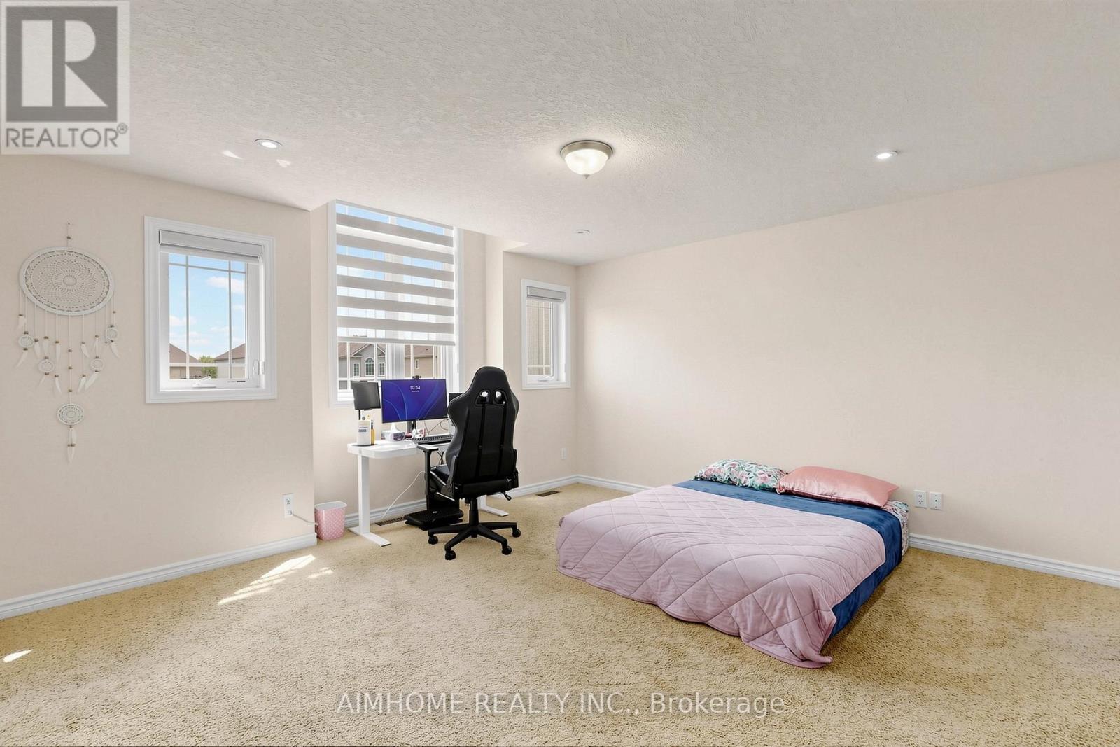205 Huck Crescent, Kitchener, ON