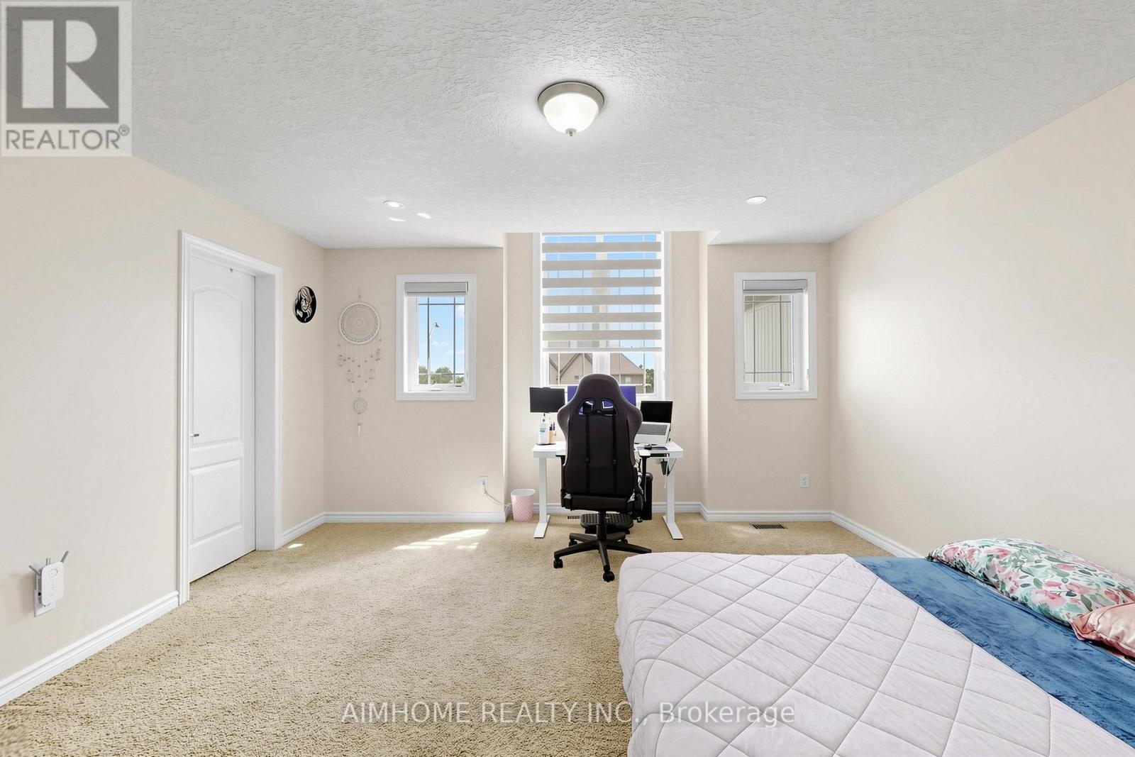 205 Huck Crescent, Kitchener, ON