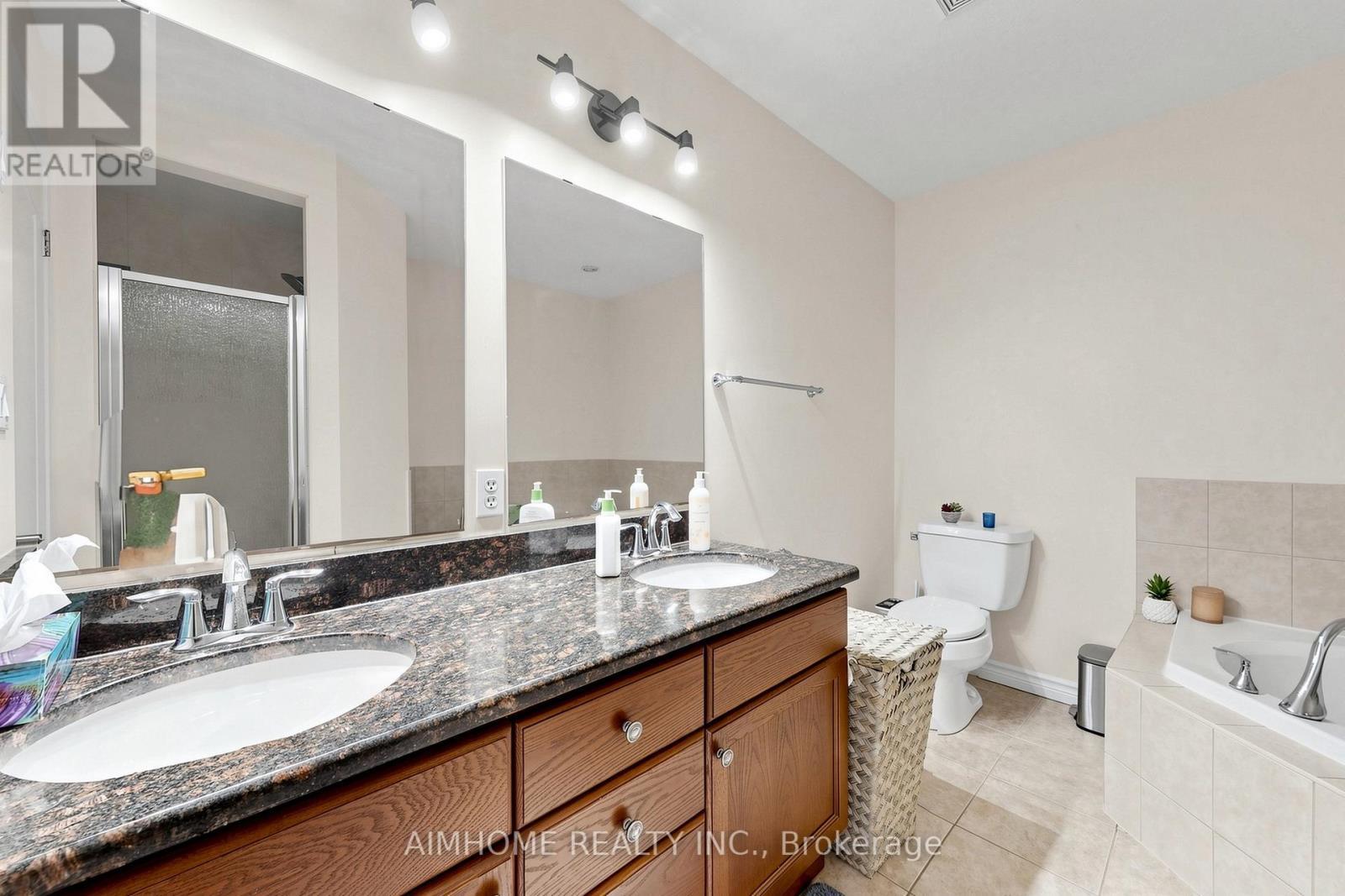 205 Huck Crescent, Kitchener, ON