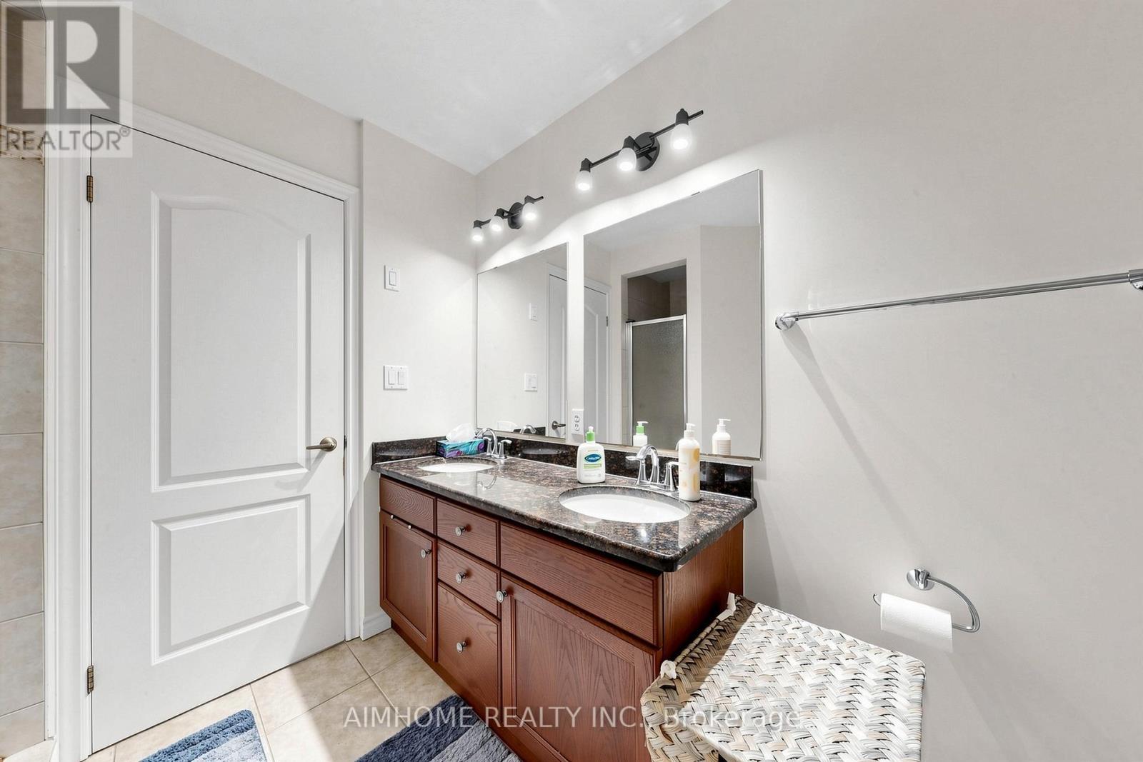 205 Huck Crescent, Kitchener, ON