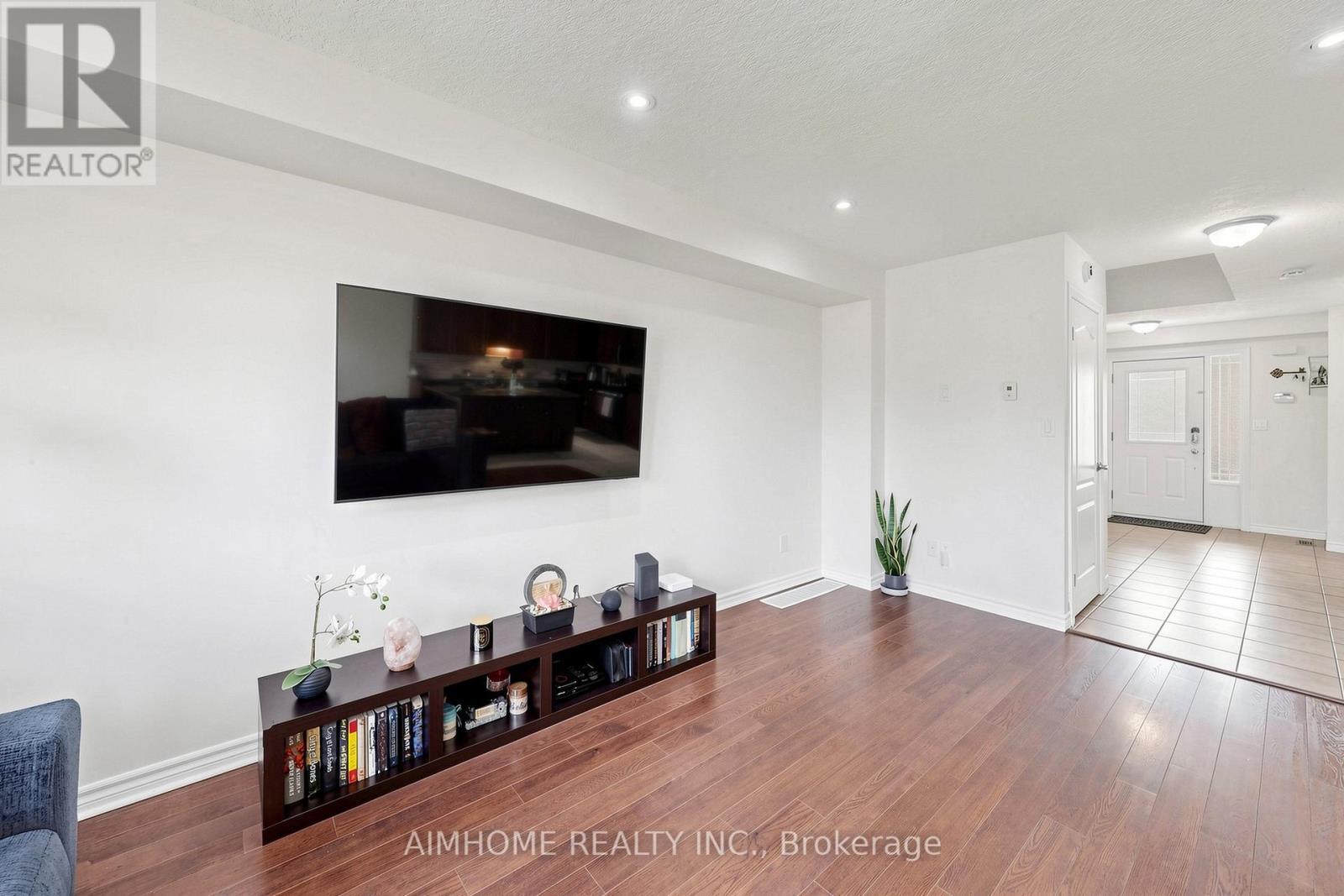 205 Huck Crescent, Kitchener, ON