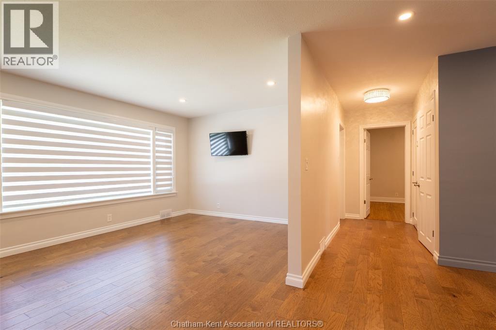 15 O'Brien Drive, Chatham, ON