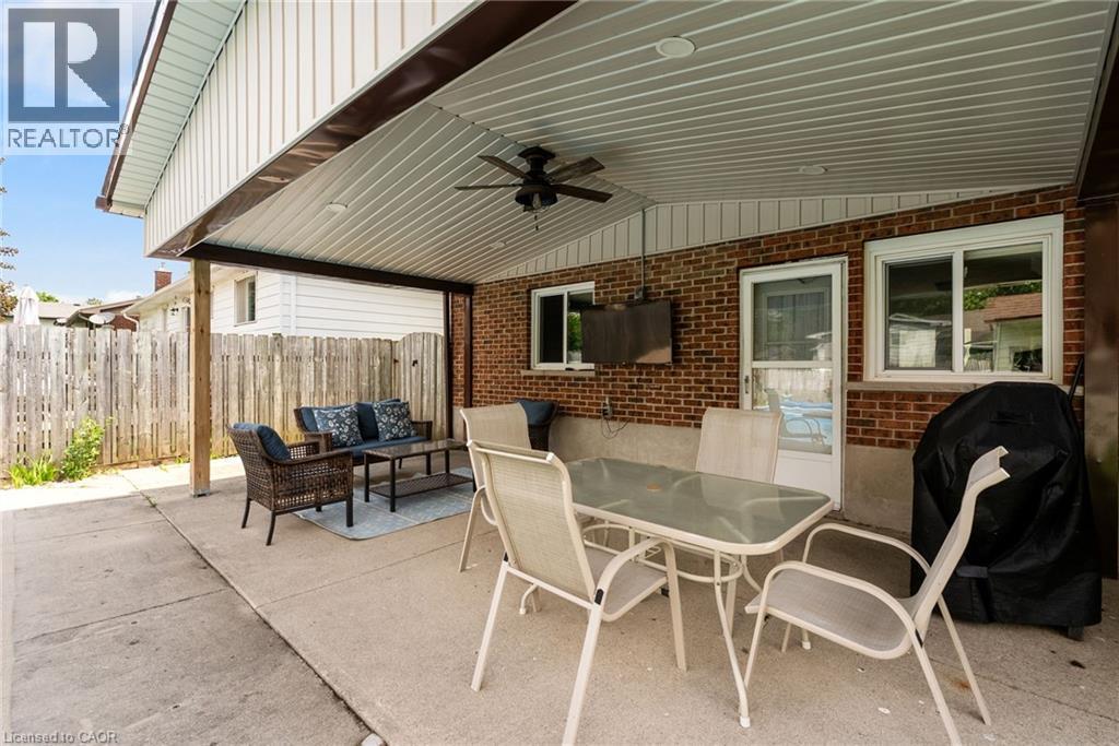 218 Arris Crescent, Mitchell, ON