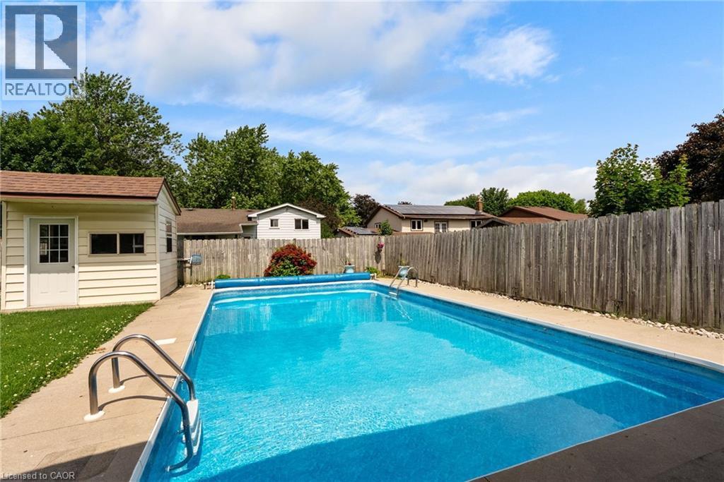 218 Arris Crescent, Mitchell, ON