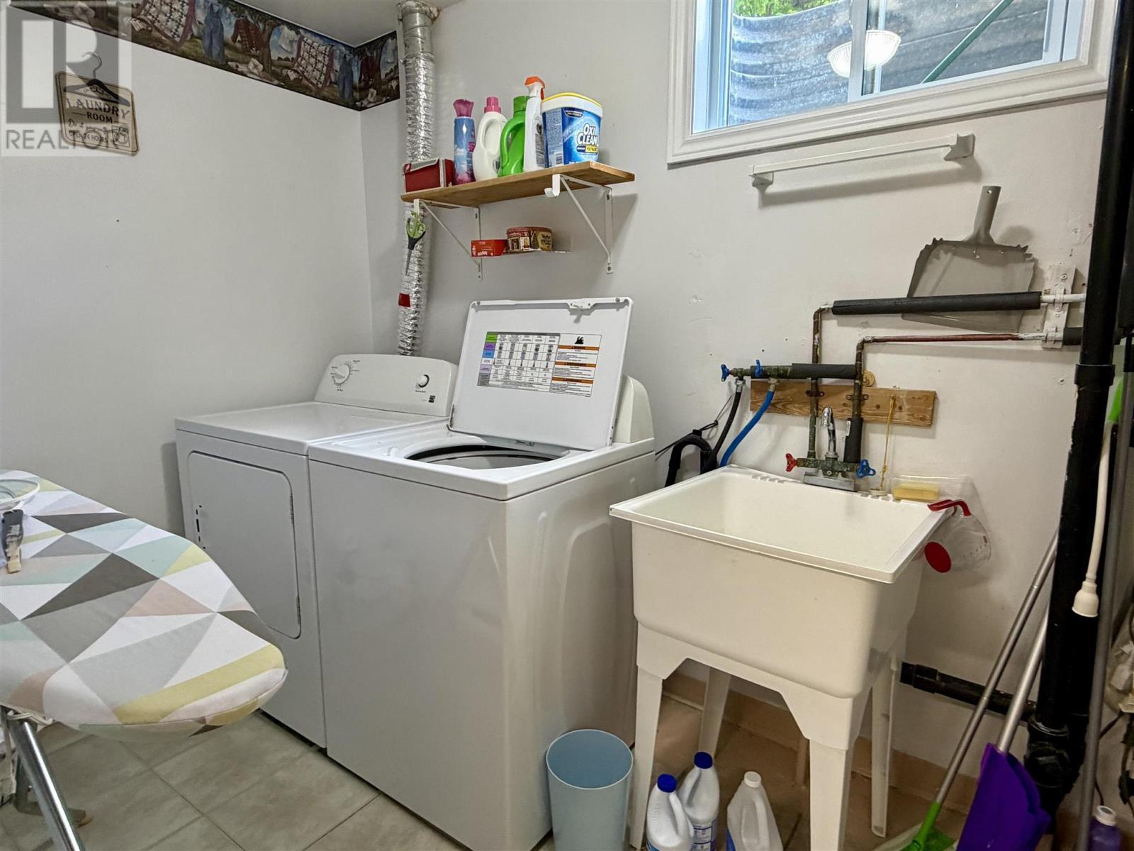 74 Frame Cres, Elliot Lake, ON