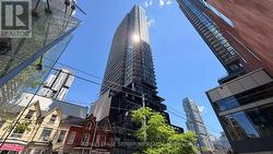 3308 - 290 ADELAIDE STREET W Toronto, ON M5H 1X6