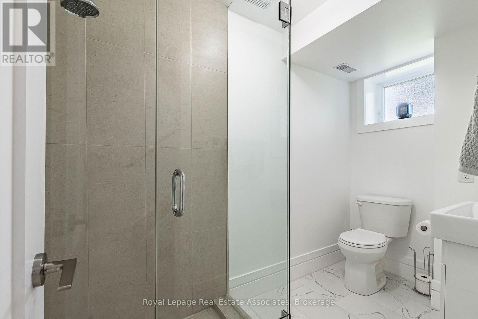 1071 Westmount Avenue, Mississauga, ON