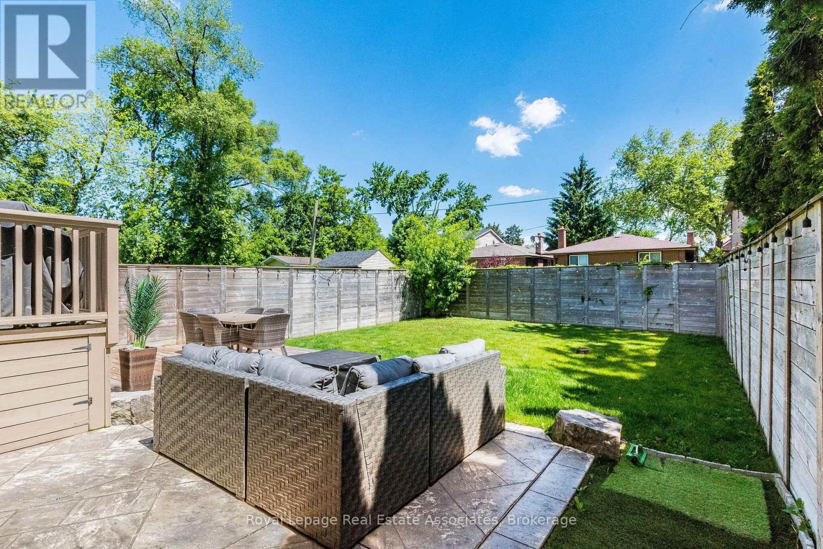 1071 Westmount Avenue, Mississauga, ON