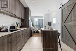 806E - 576 FRONT STREET W Toronto, ON M5V 1C1