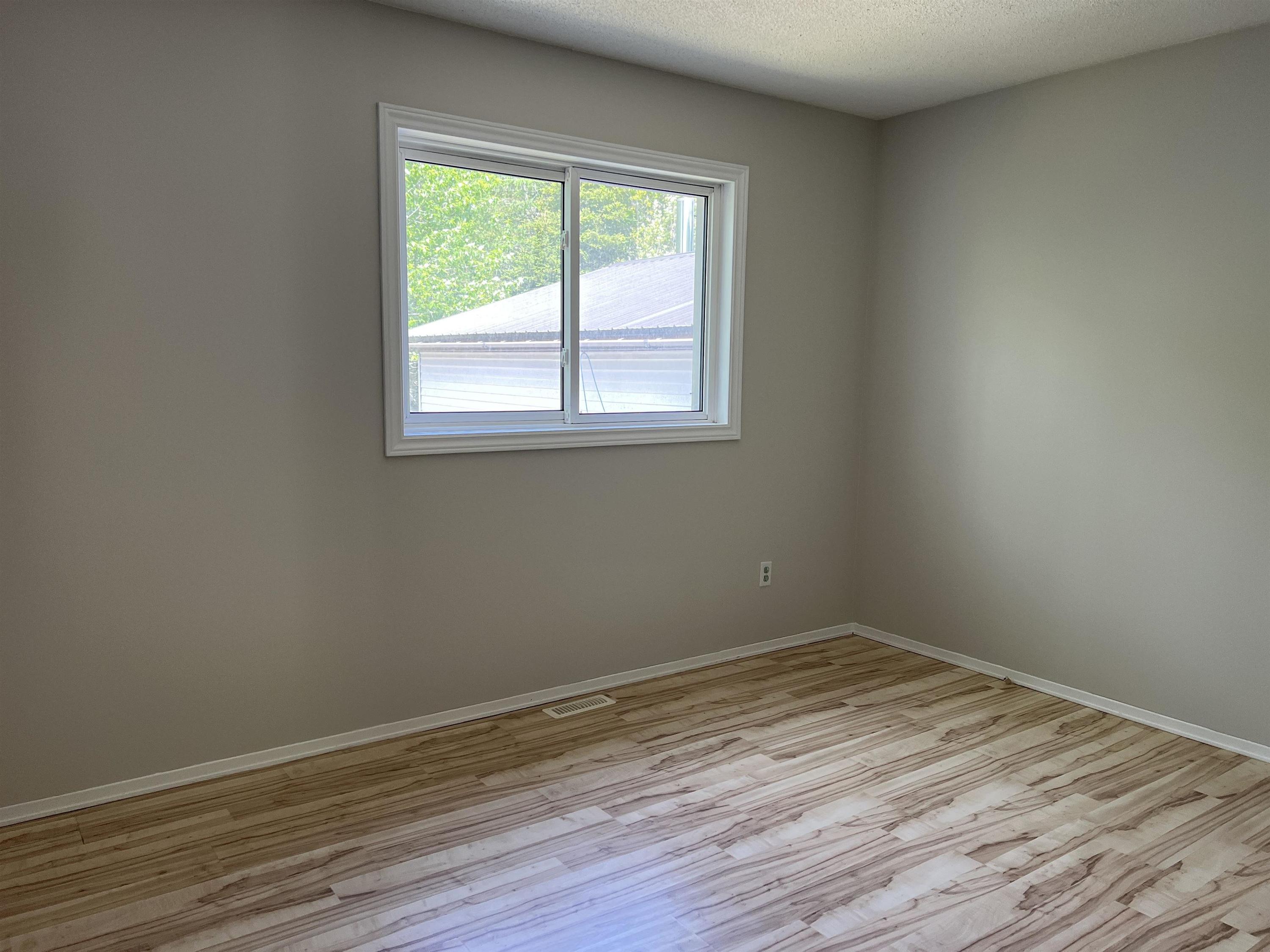62 Hemlo Drive, Marathon, ON