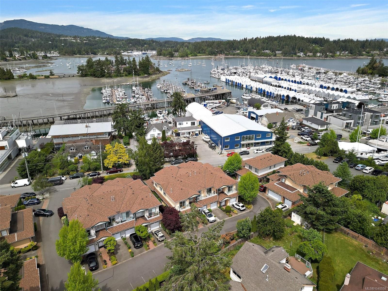 #13-2235 Harbour Rd, Sidney, BC
