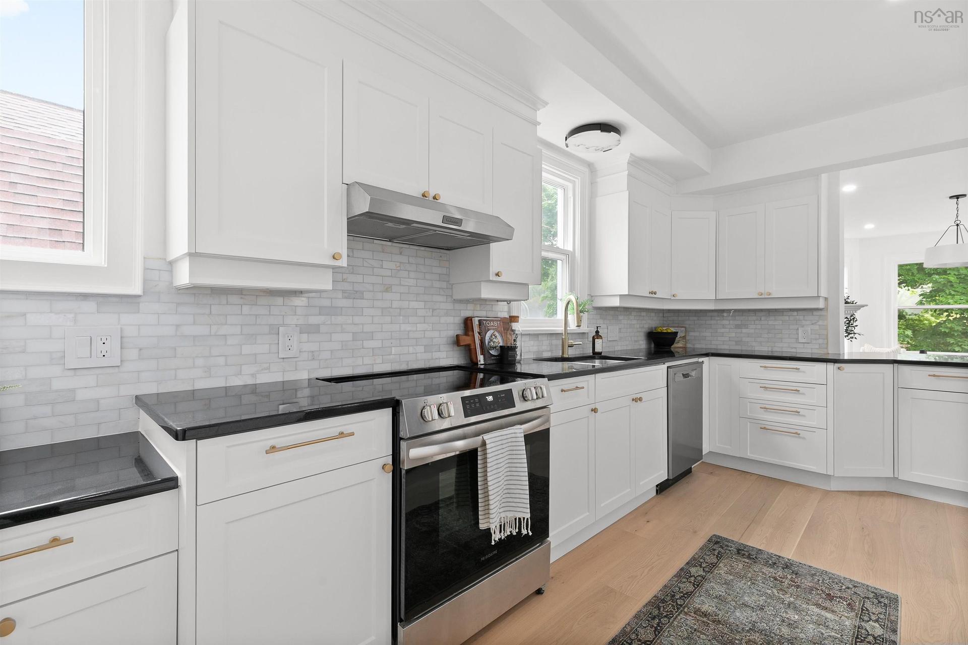 6196 Oakland Road, Halifax, NS