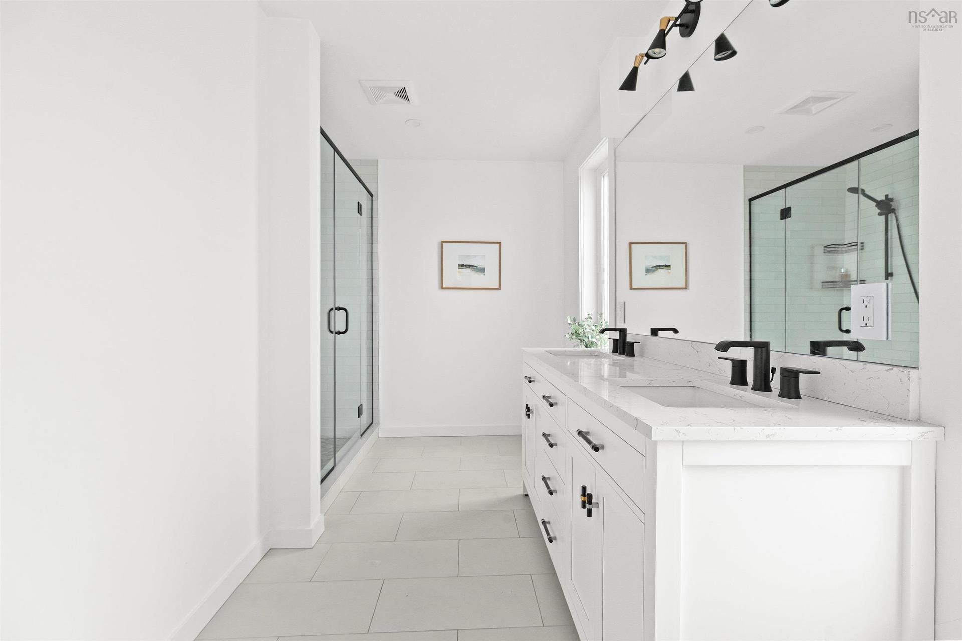 6196 Oakland Road, Halifax, NS