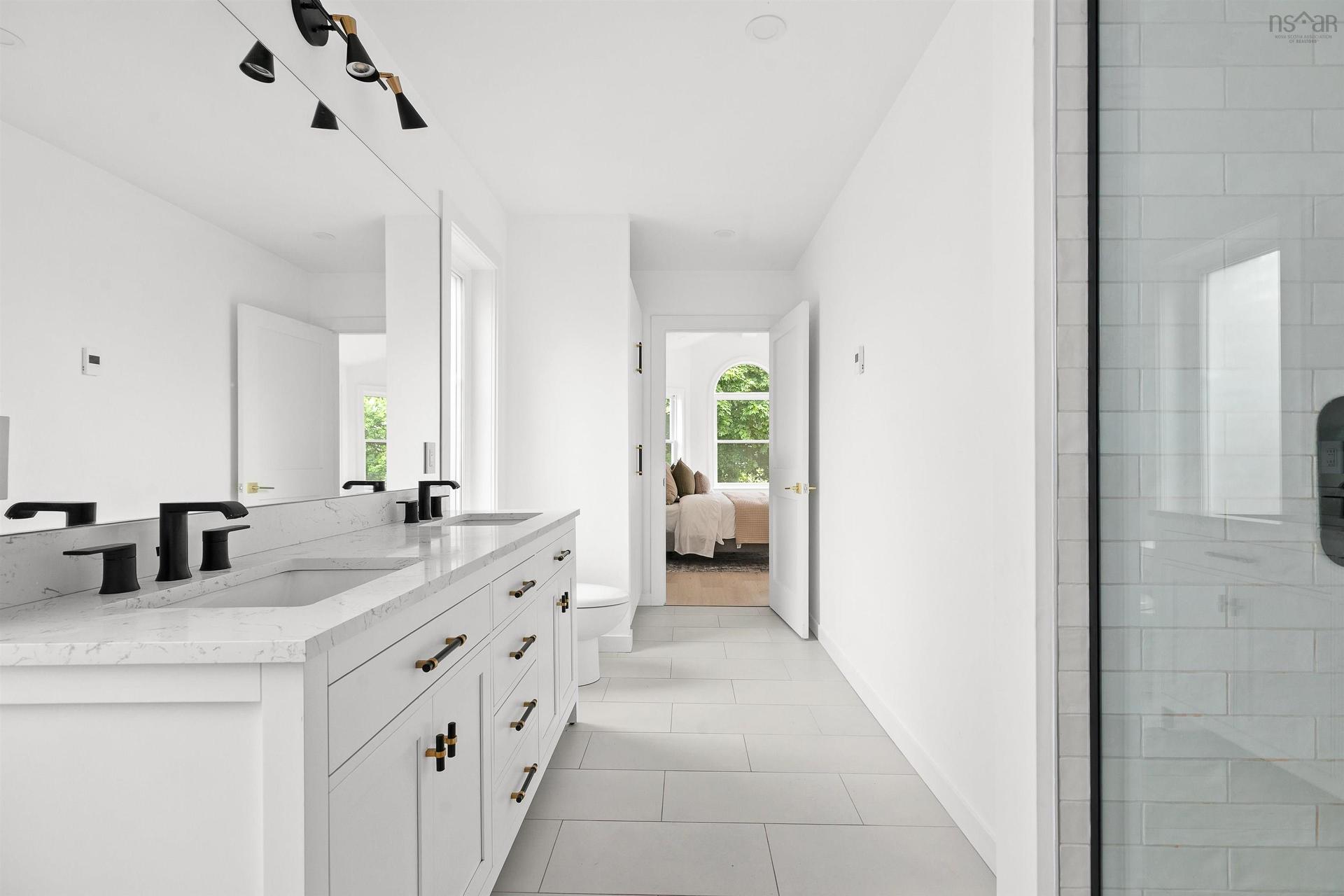 6196 Oakland Road, Halifax, NS